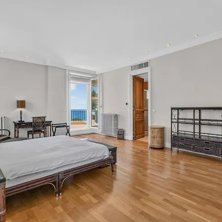 Ref 2087 - - 3-bedrooms With Sea View For Rent 펜션 칸느